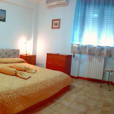 Appartamento Sebastiano Avola Bagian luar foto